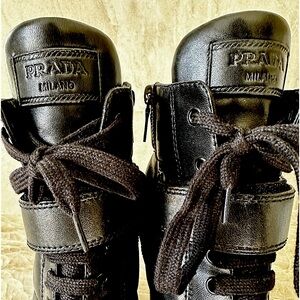 Prada Blk (nero) nappa leather ankle combat platform boots 39.5 (fits like 9 US)